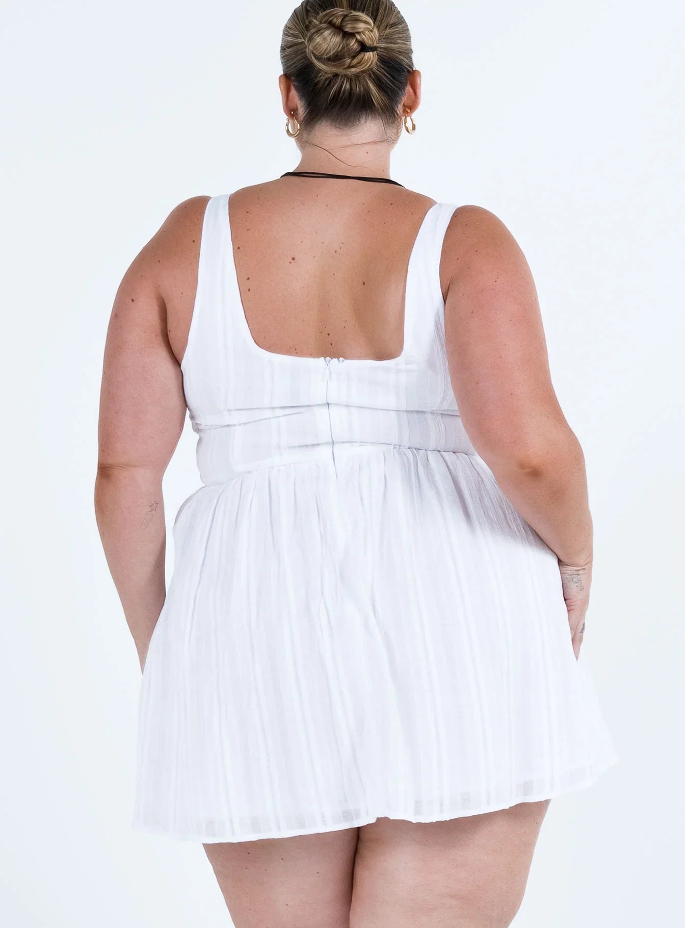 Lorinda Mini Dress White Curve