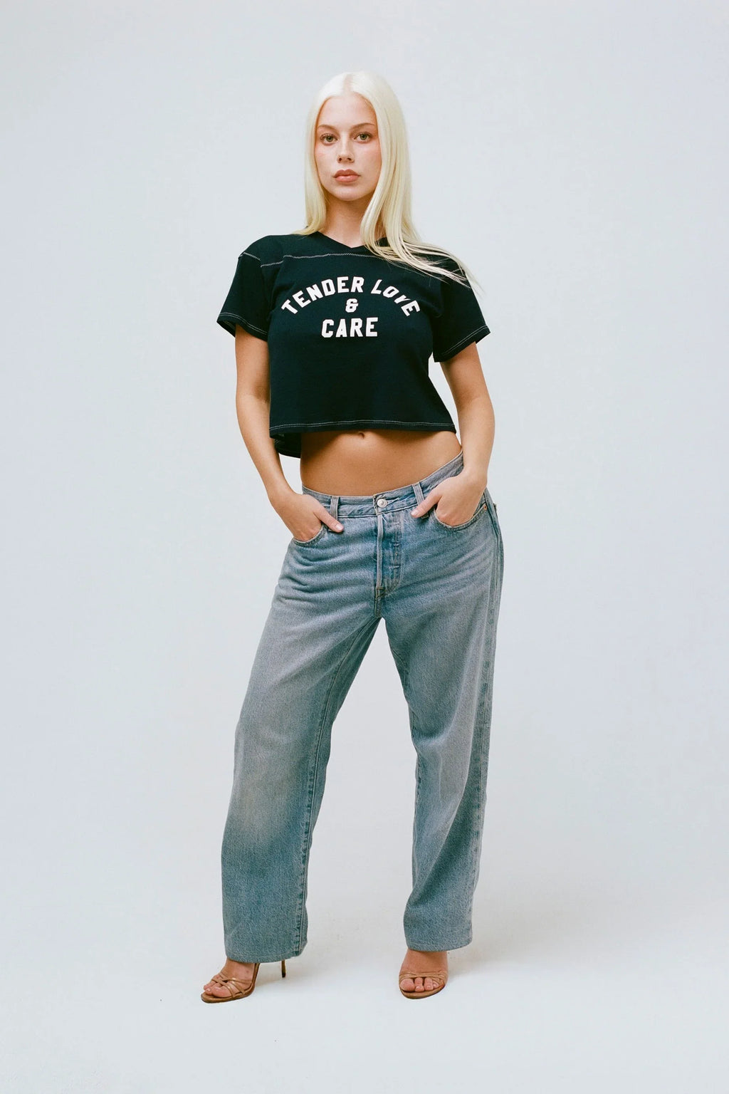 THE TLC TEE IN NAVY