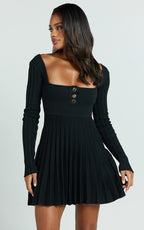 Hansen Mini Dress - Square Neck Long Sleeve Fit And Flare Pleated Dress in Black