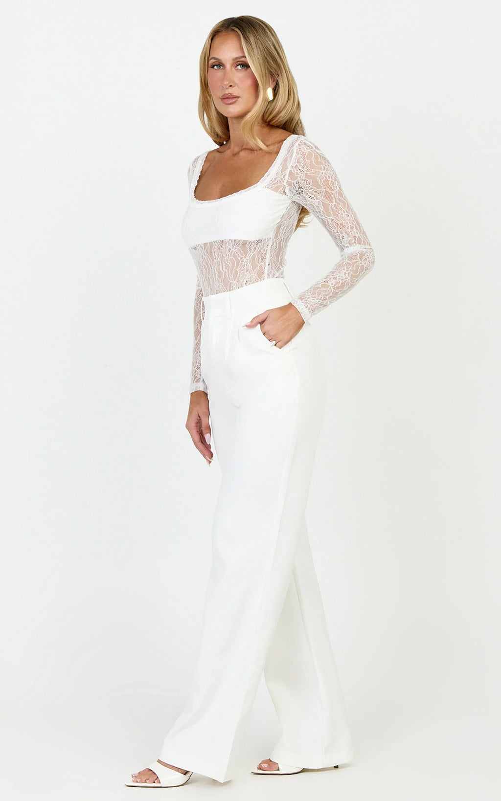 Cynthia Bodysuit - Long Sleeve Lace Bodysuit in Cream