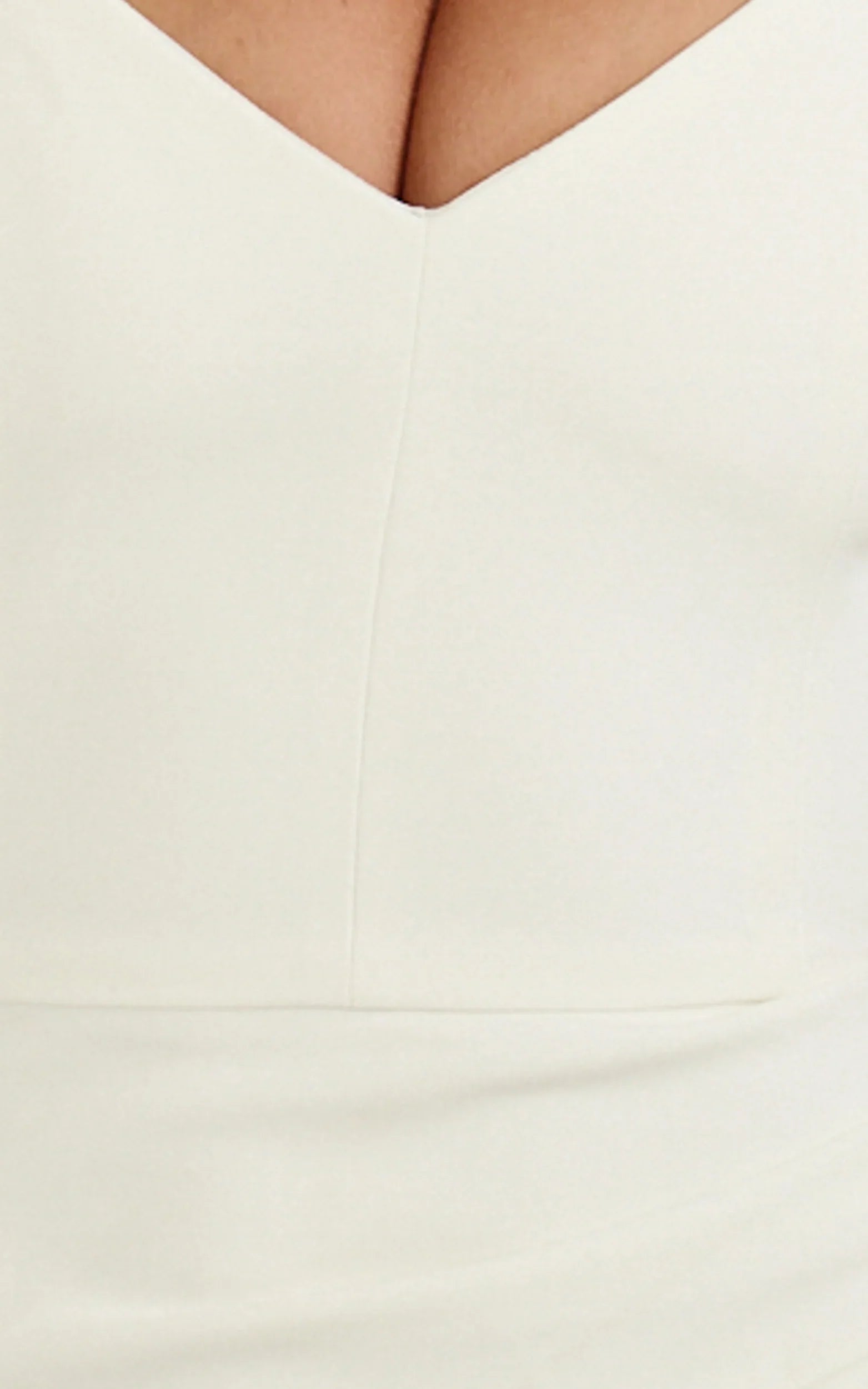 Skye Maxi Dress - V Shaped Neckline Short Sleeve Dress in White